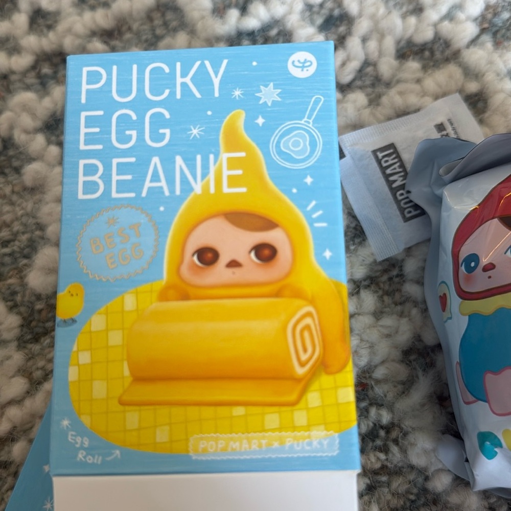 🆕 Pop Mart Pucky Egg Beanie century egg